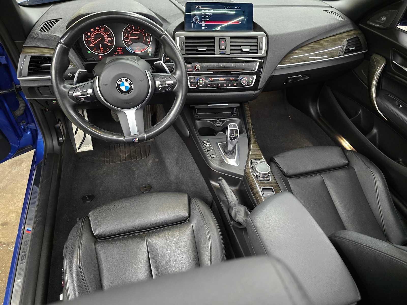 Used 2016 BMW M235i Convertible RWD image 19