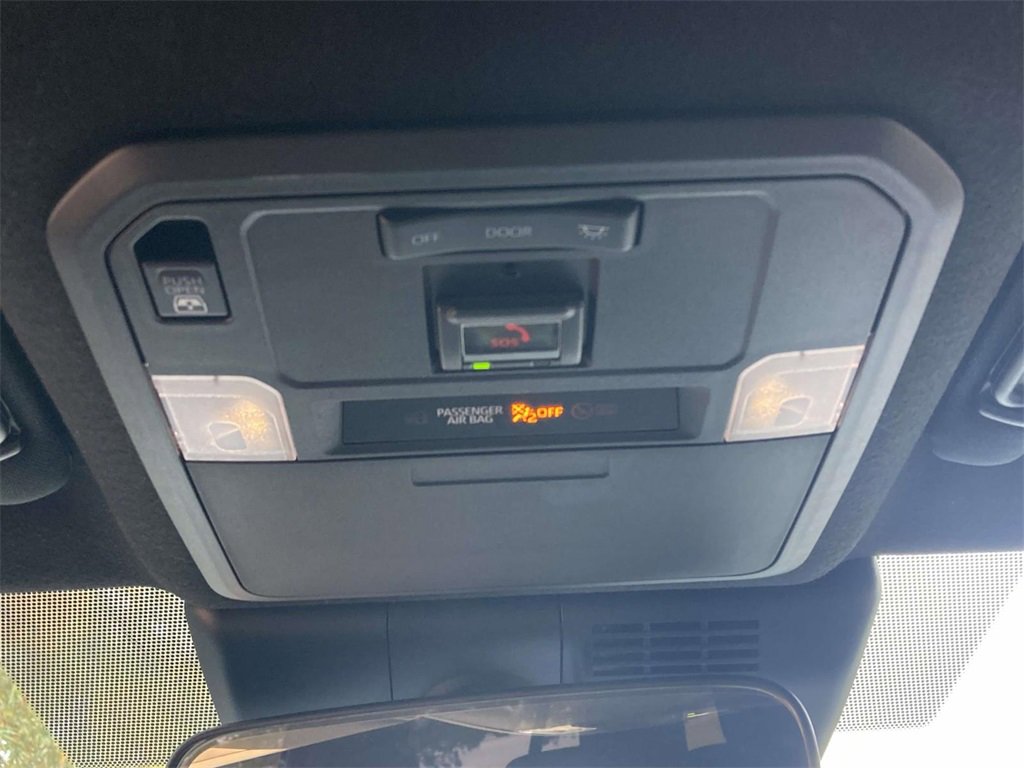 Used 2025 Toyota 4Runner TRD Off-Road image 14