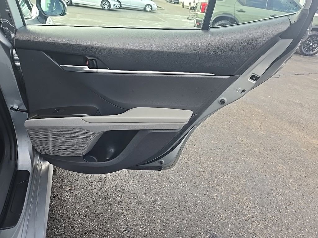 Used 2023 Toyota Camry LE image 29