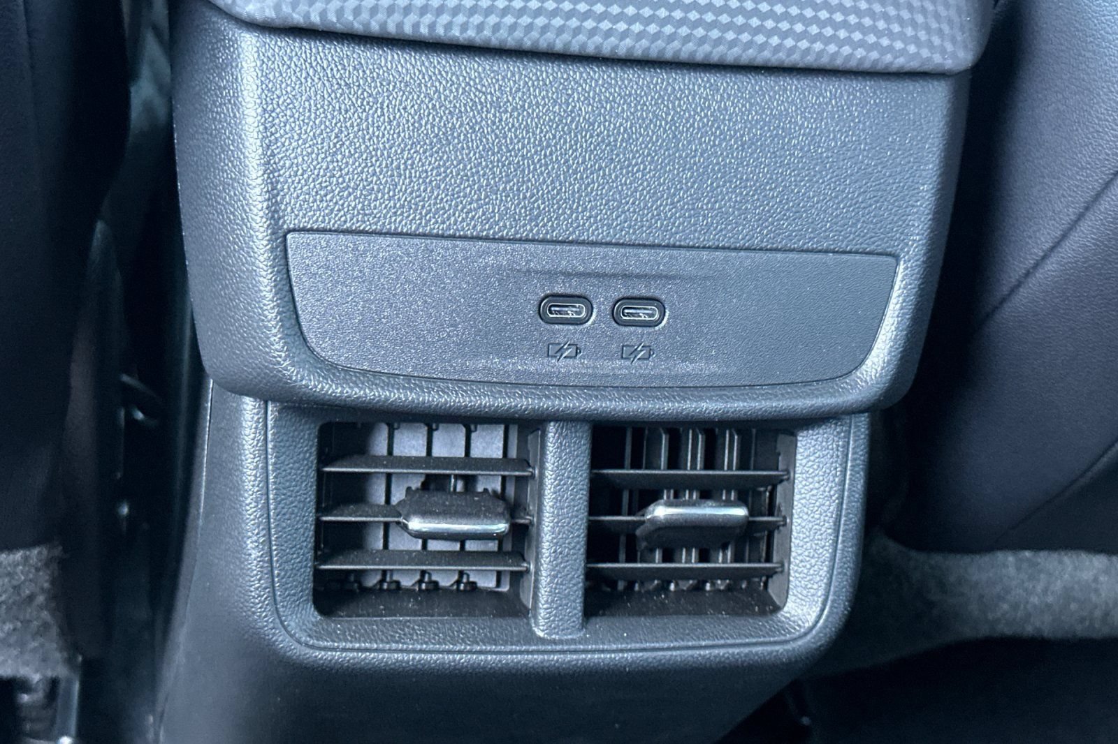 Used 2026 Chevrolet Equinox RS w/ LPO, Floor Liner Package FWD image 40