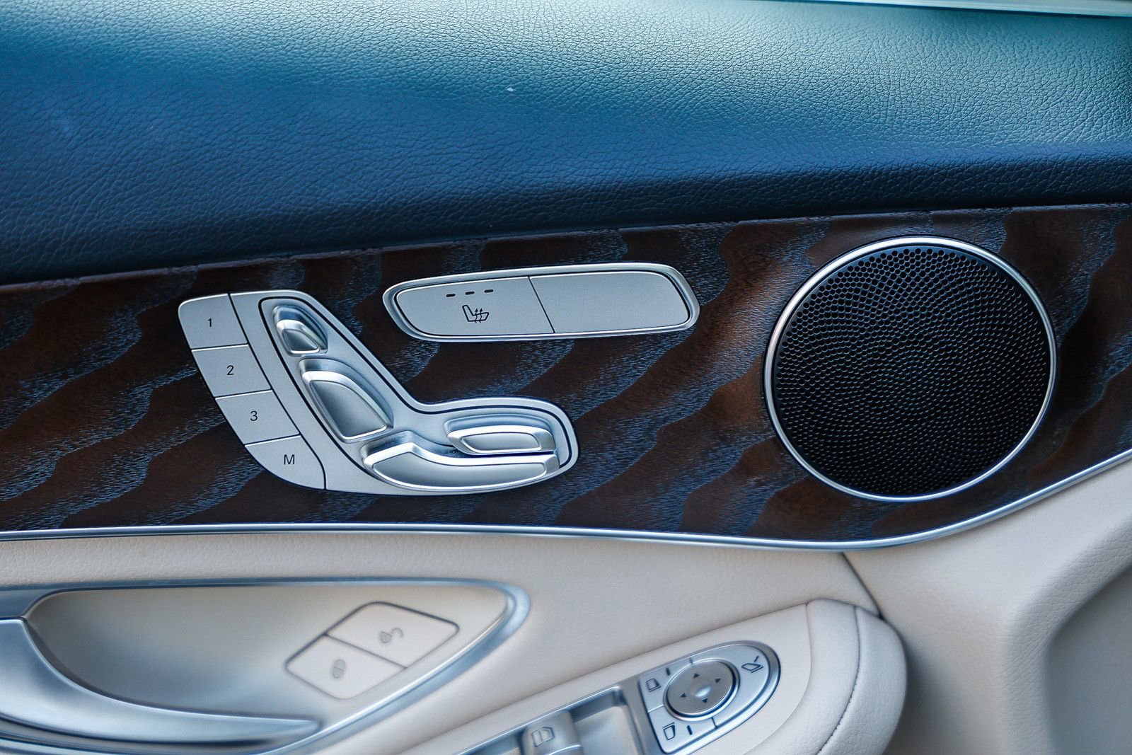 Used 2021 Mercedes-Benz GLC 300 4MATIC image 21