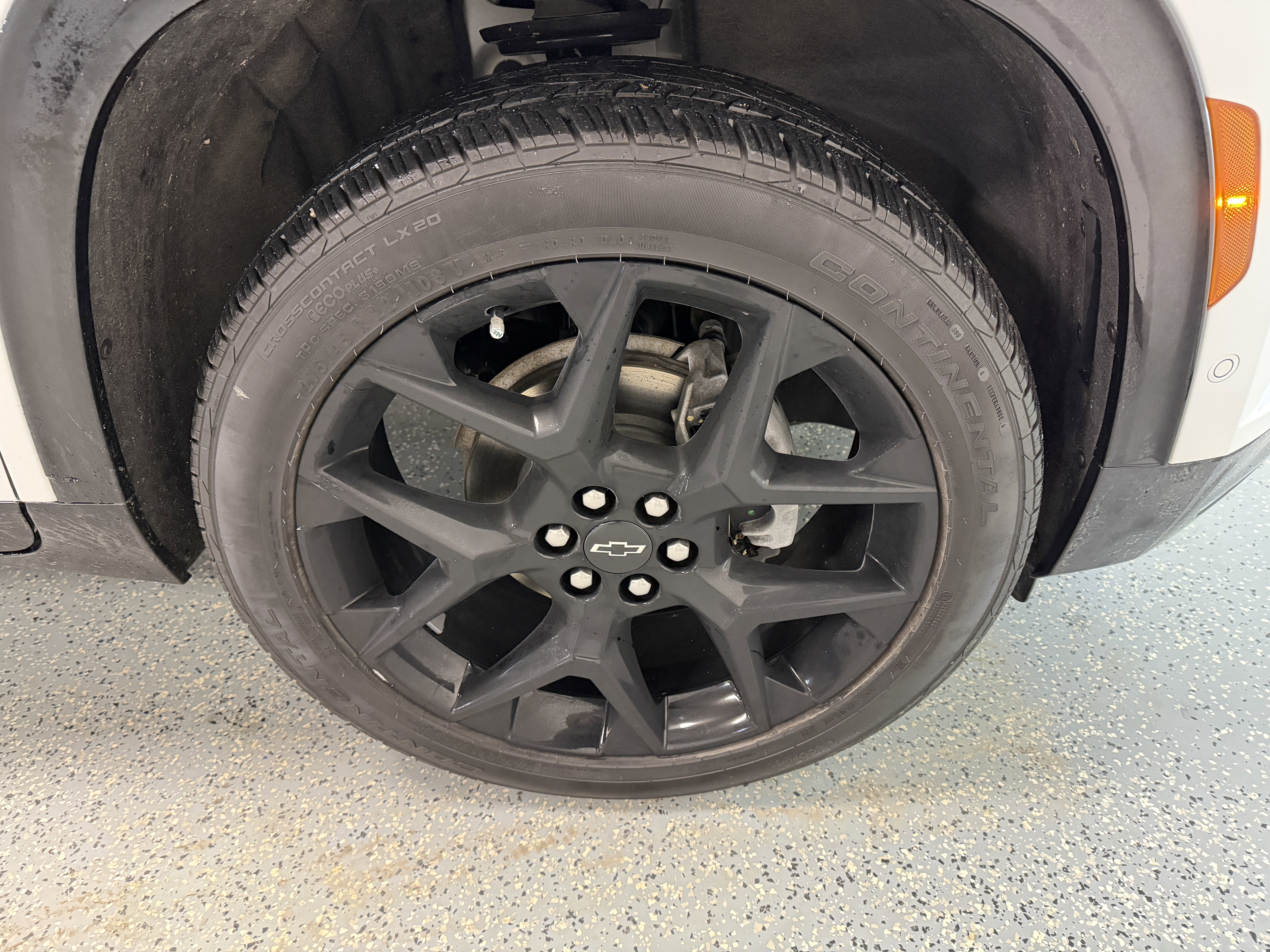 Used 2024 Chevrolet Traverse RS image 31