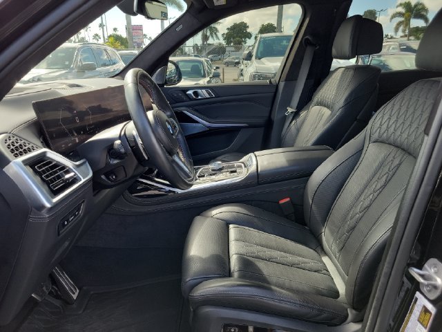 Used 2024 BMW X7 M60i w/ Executive Package AWD/4WD image 24