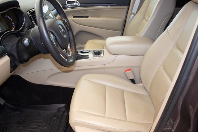 Used 2019 Jeep Grand Cherokee Limited image 19