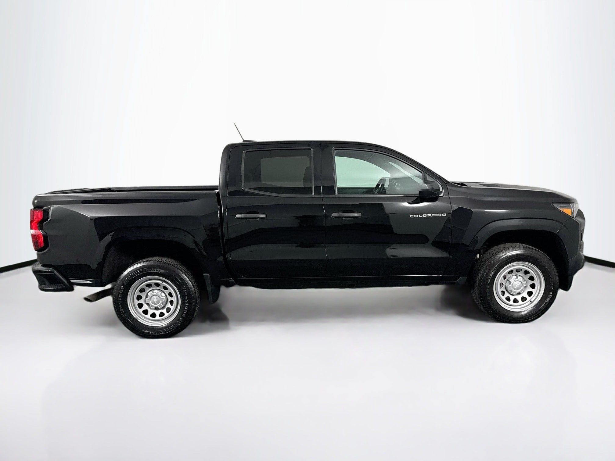 Used 2023 Chevrolet Colorado W/T RWD image 16