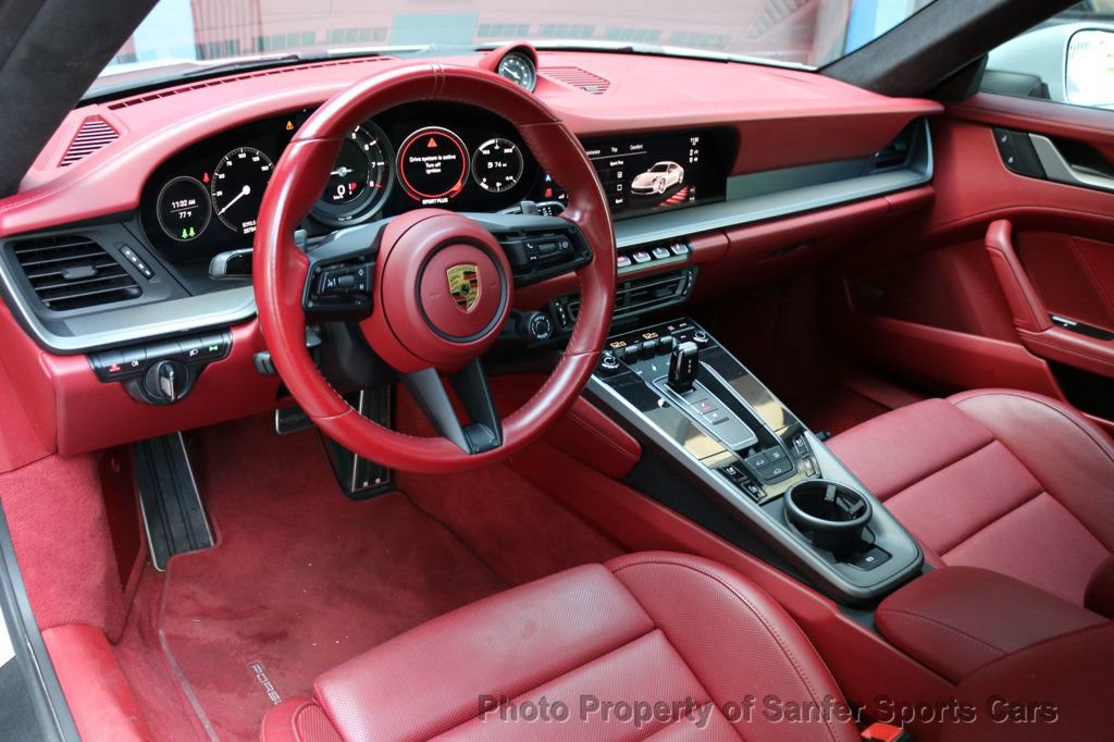Used 2022 Porsche 911 Carrera 4S AWD/4WD image 18