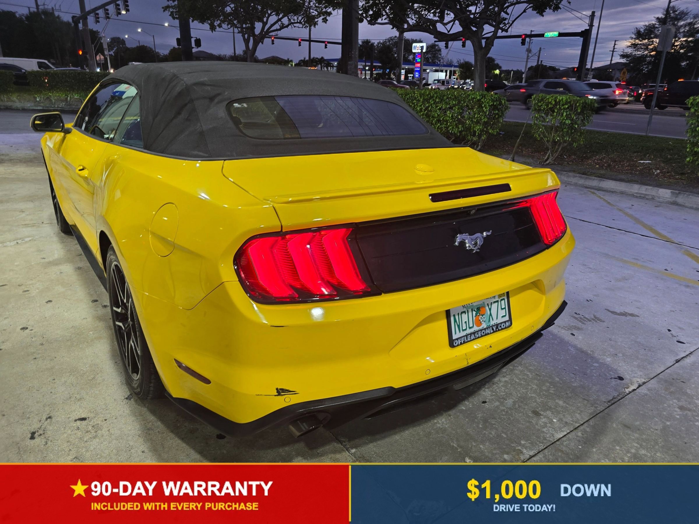 Used 2018 Ford Mustang Premium w/ Equipment Group 201A image 8