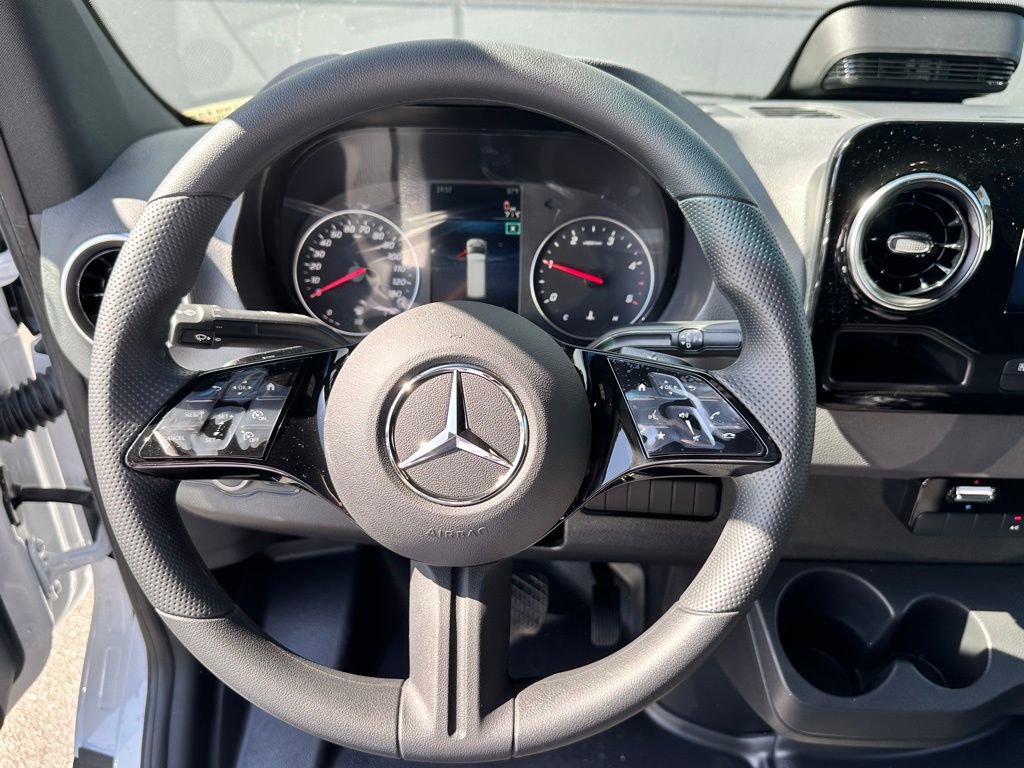New 2025 Mercedes-Benz Sprinter 2500 image 13