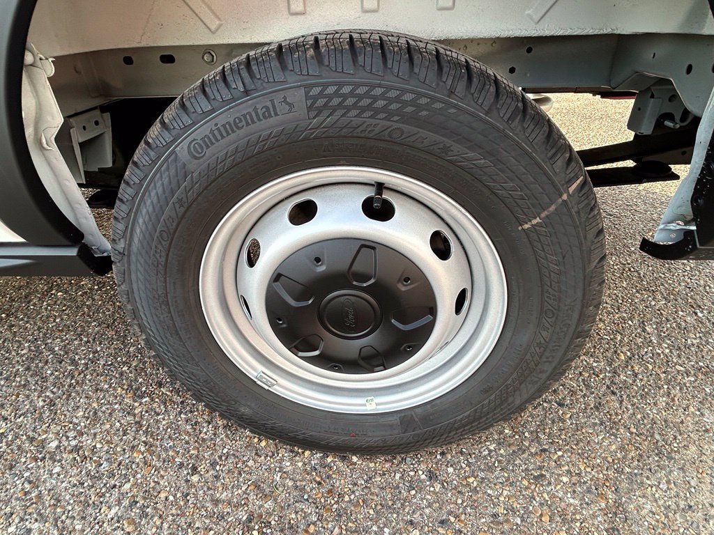 New 2026 Ford Transit 150 Low Roof RWD image 9