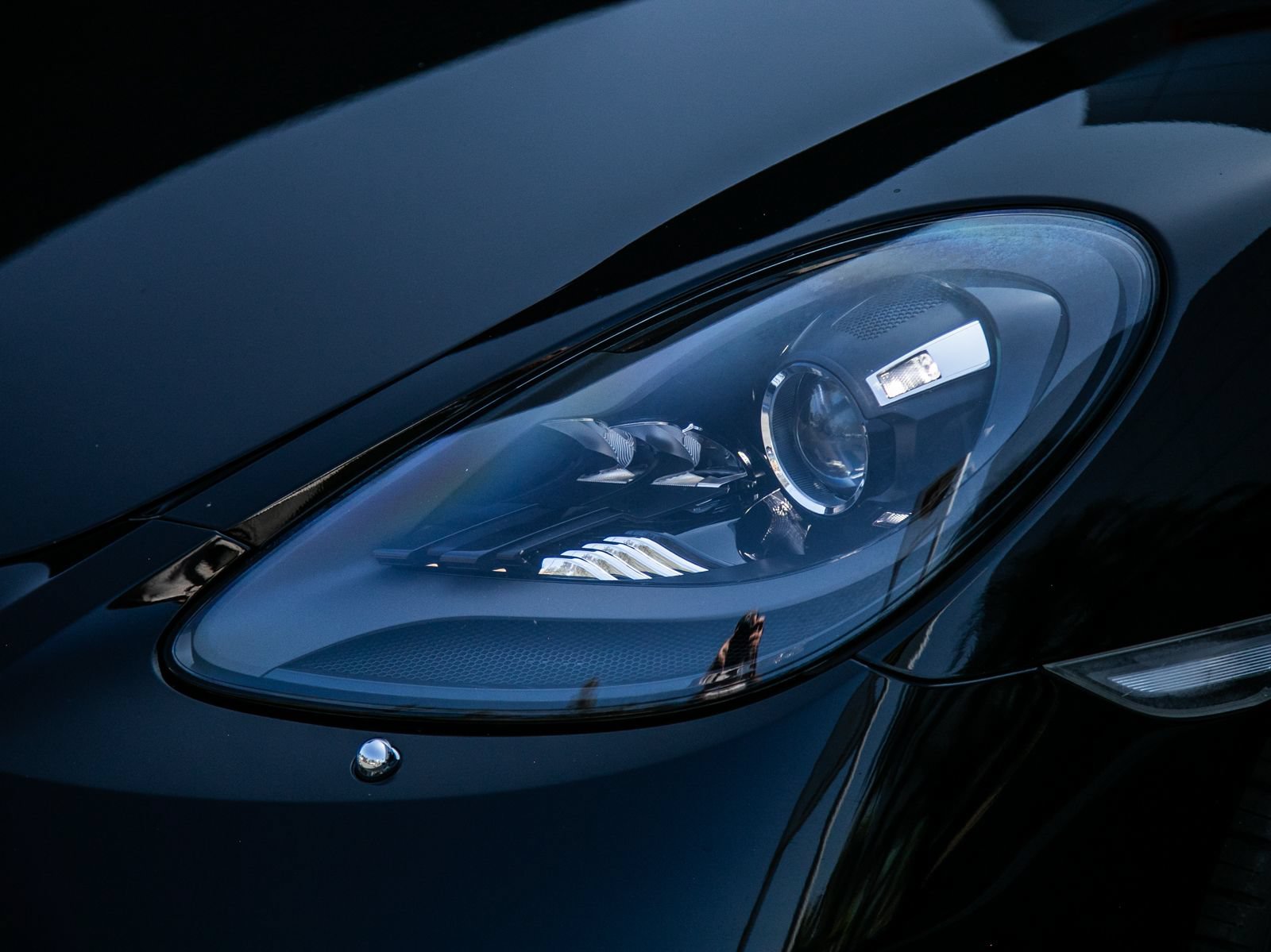 Certified 2023 Porsche 718 Boxster RWD image 25