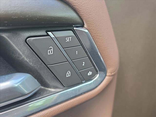 Used 2025 GMC Sierra 1500 Denali w/ Denali Reserve Package AWD/4WD image 9