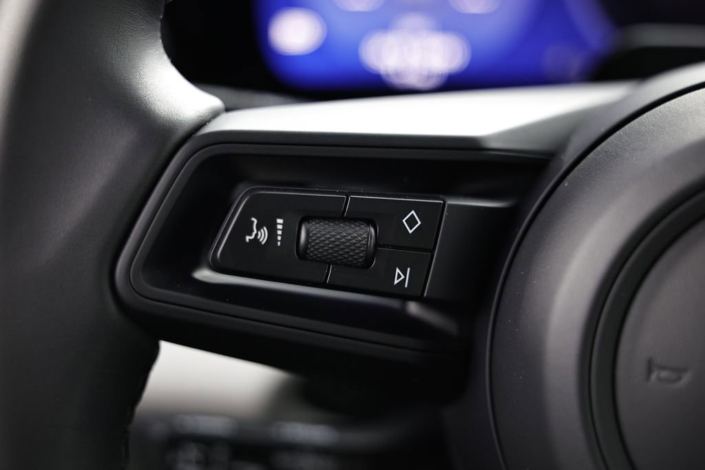 New 2026 Porsche Macan 4 Electric image 35