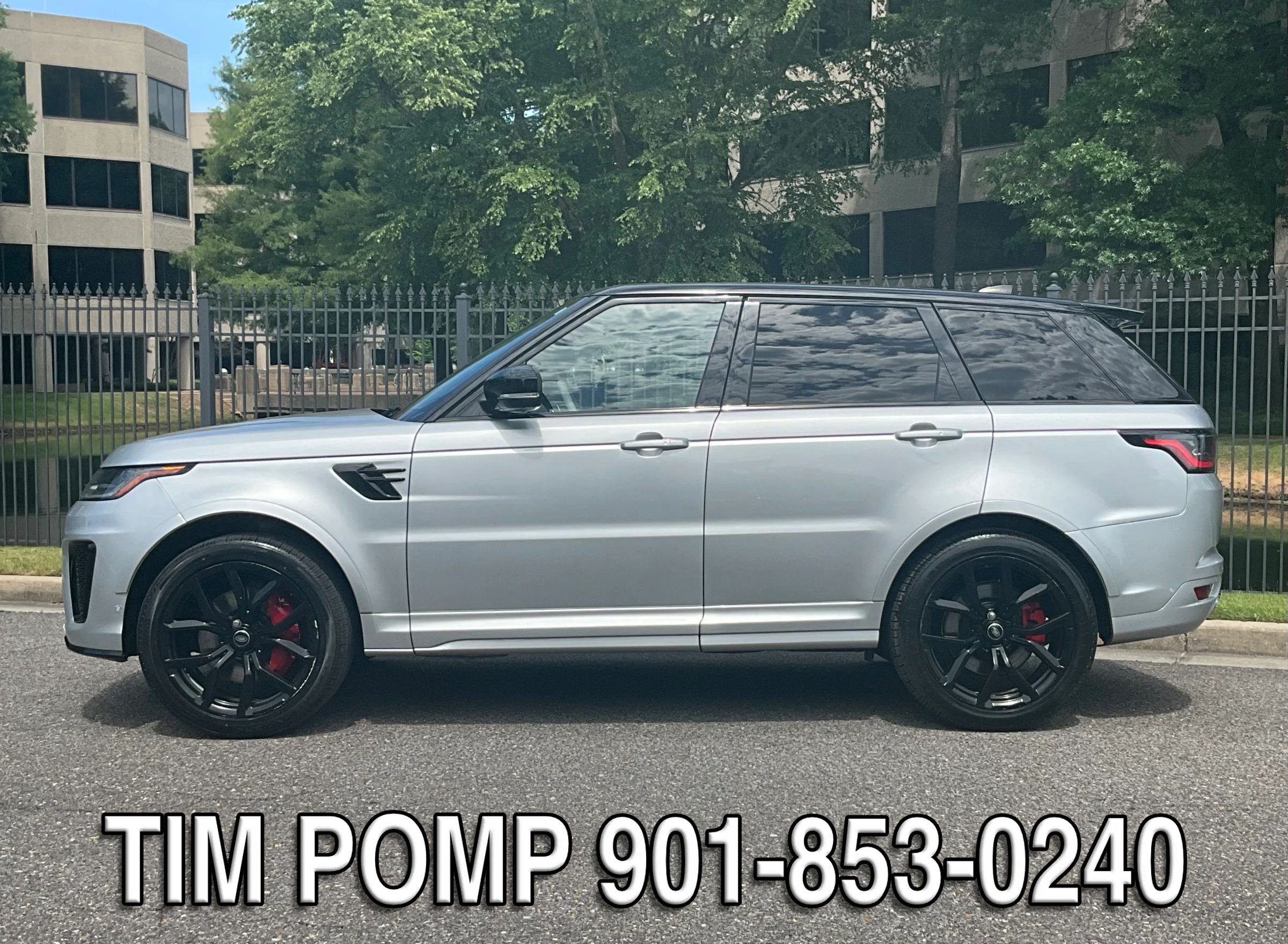 Used 2019 Land Rover Range Rover Sport SVR AWD/4WD image 8