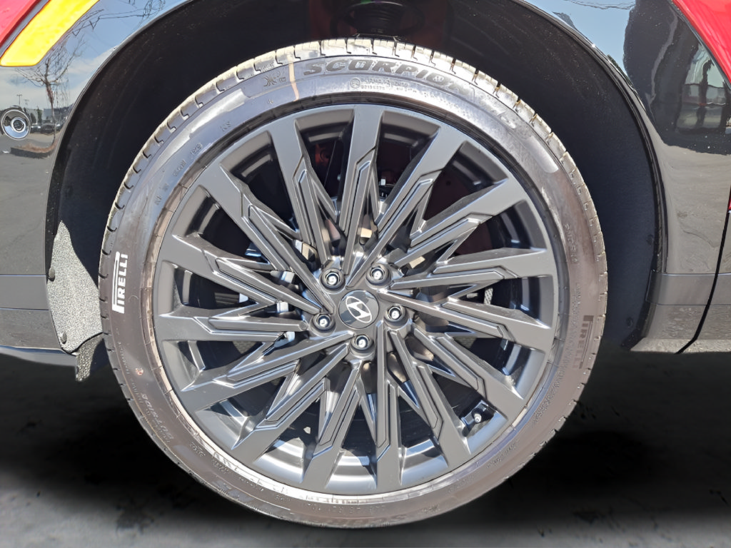 New 2025 Hyundai Santa Fe Calligraphy AWD/4WD image 9