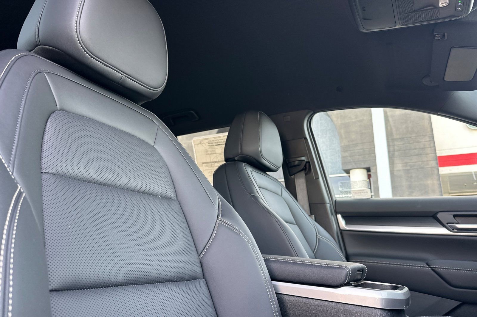 New 2026 GMC Terrain Elevation image 18