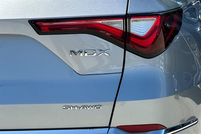 Used 2023 Acura MDX SH-AWD image 33