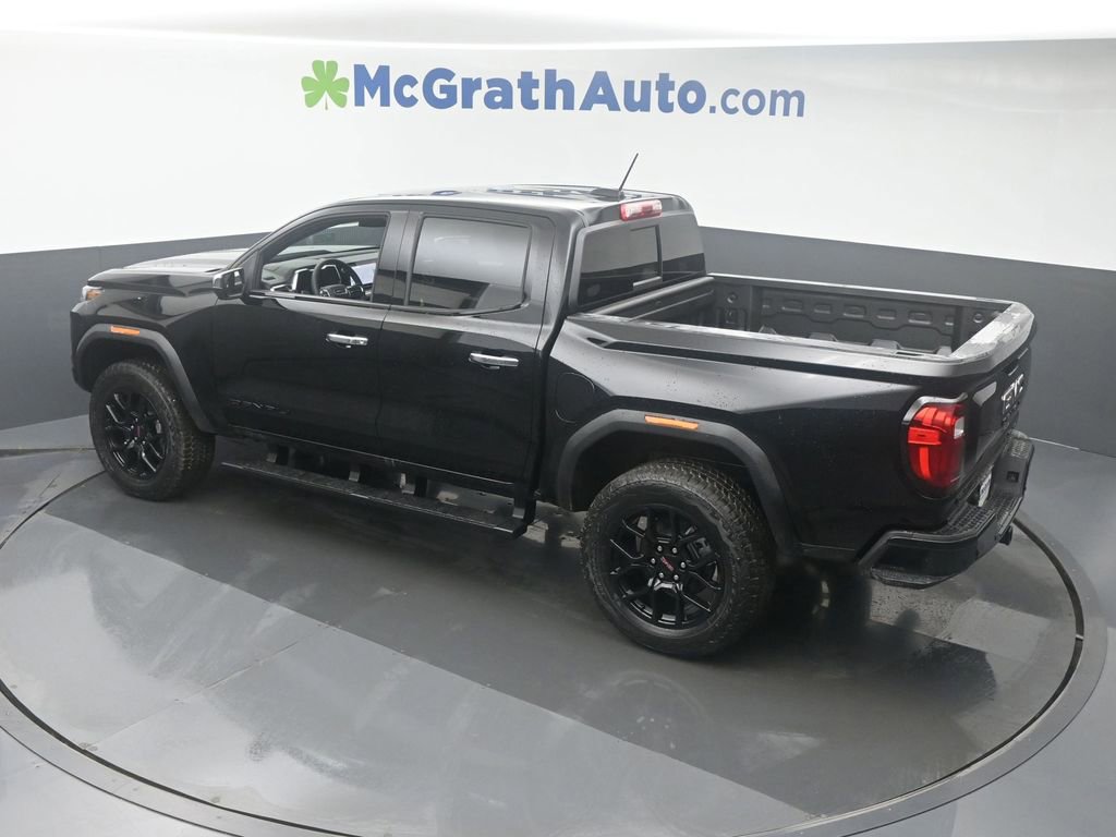 New 2025 GMC Canyon Denali w/ LPO, Denali Black Edition image 25