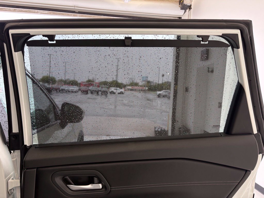 Used 2024 Nissan Rogue SV w/ SV Premium Package FWD image 36