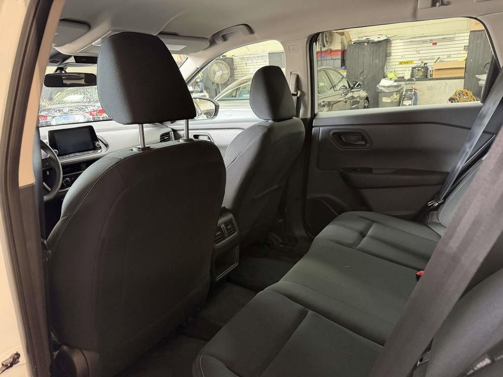 Used 2026 Nissan Rogue S AWD/4WD image 21