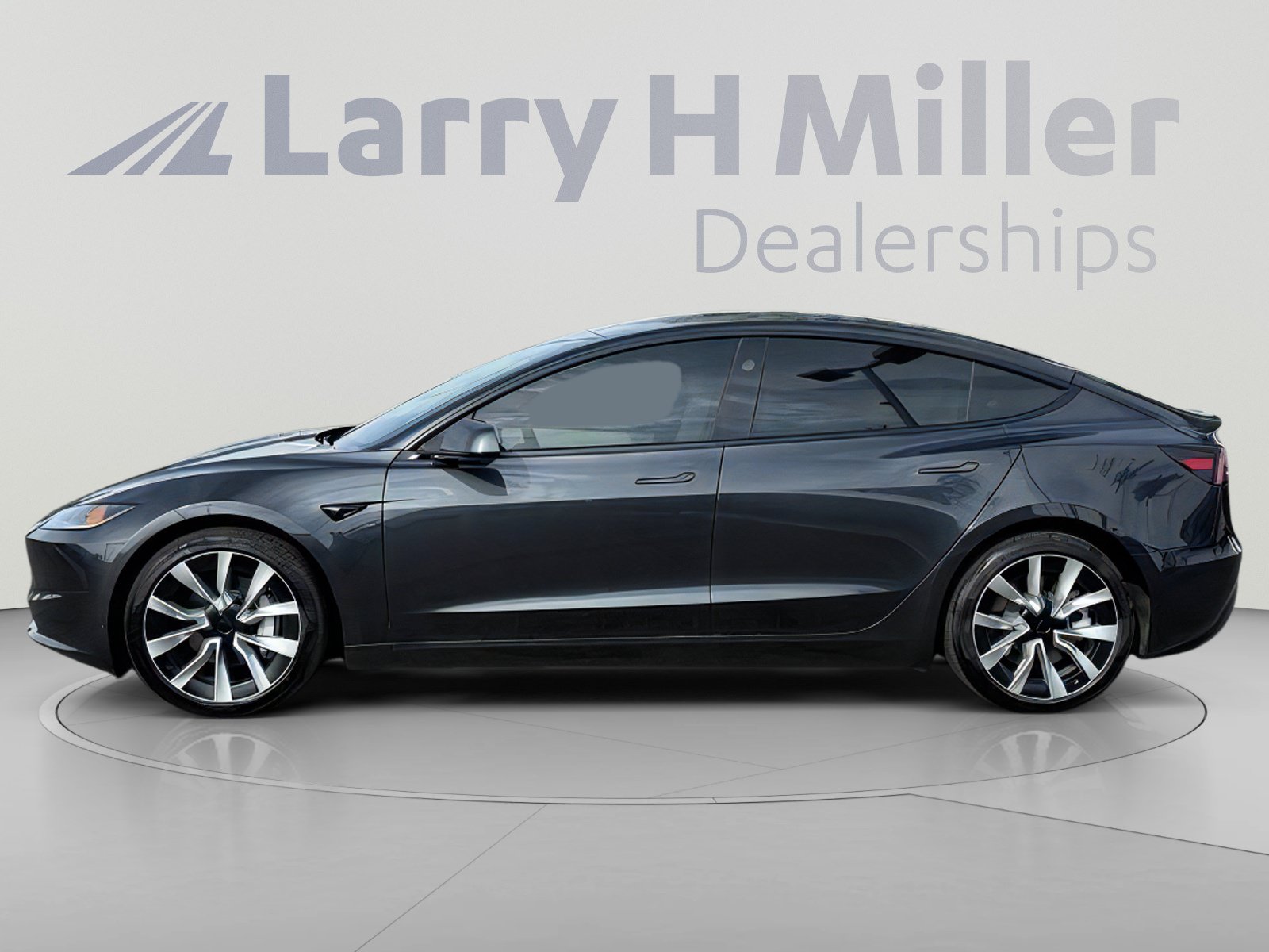 Used 2025 Tesla Model 3 Long Range AWD/4WD image 3