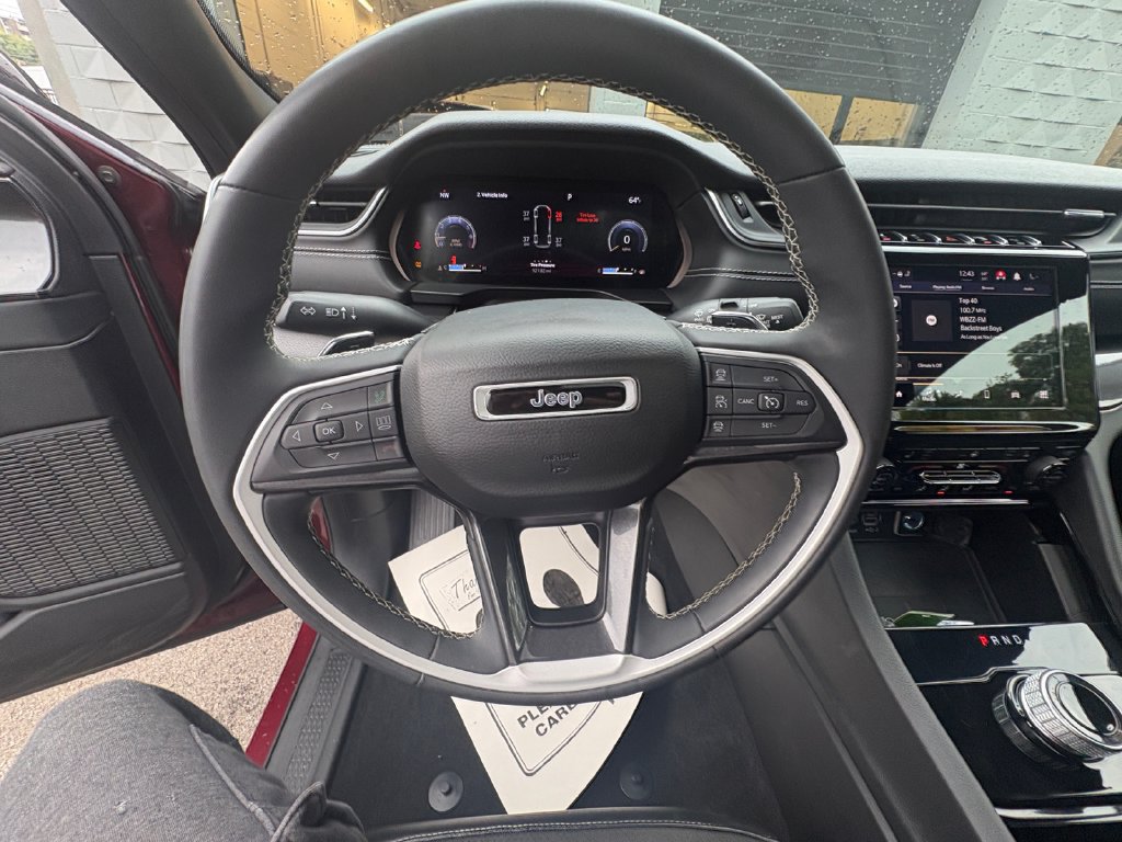 Certified 2023 Jeep Grand Cherokee L Laredo AWD/4WD image 15
