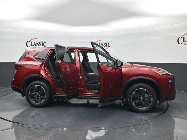 Used 2024 Nissan Rogue SV image 33