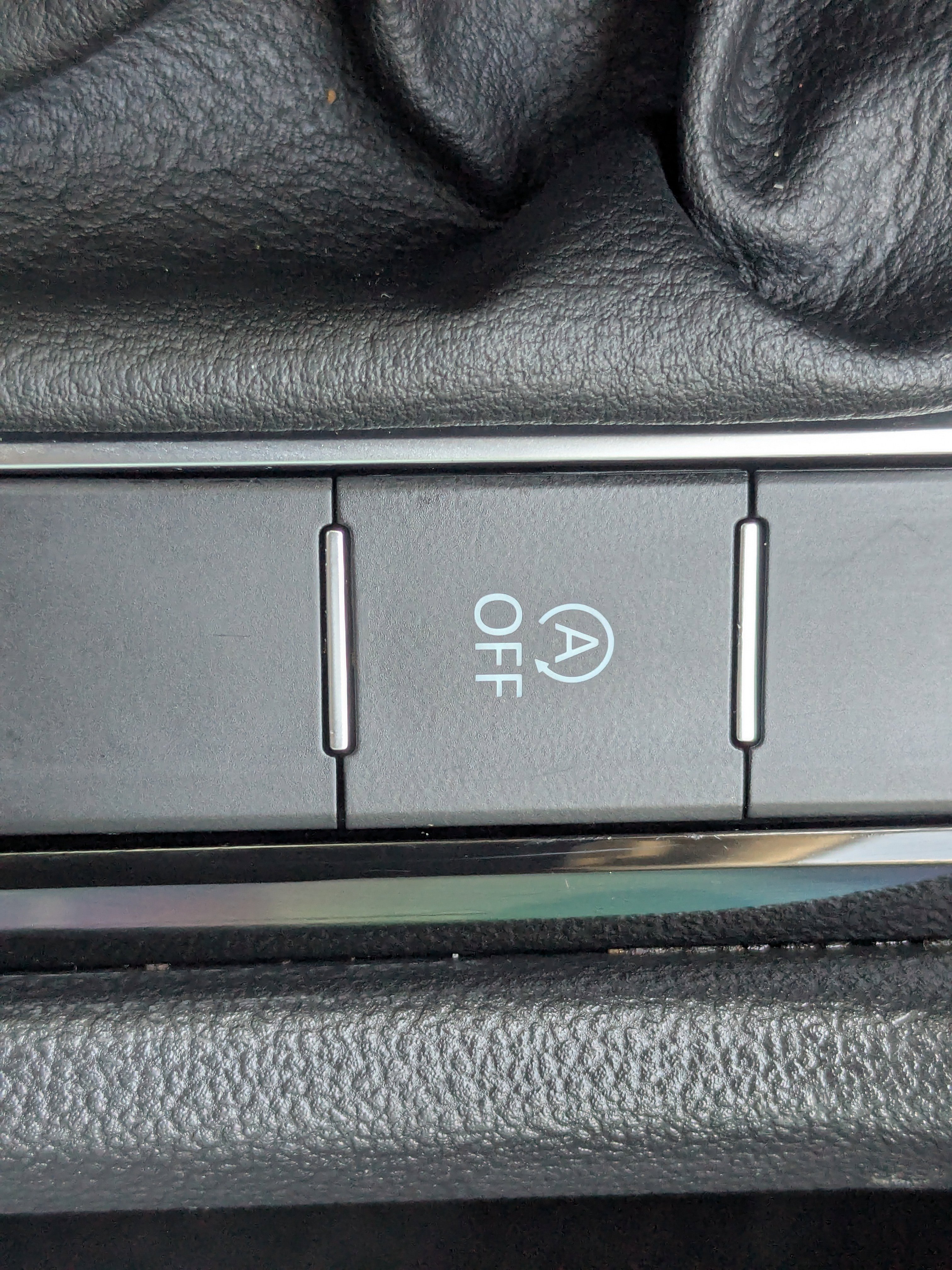 Used 2023 Volkswagen Taos S image 25