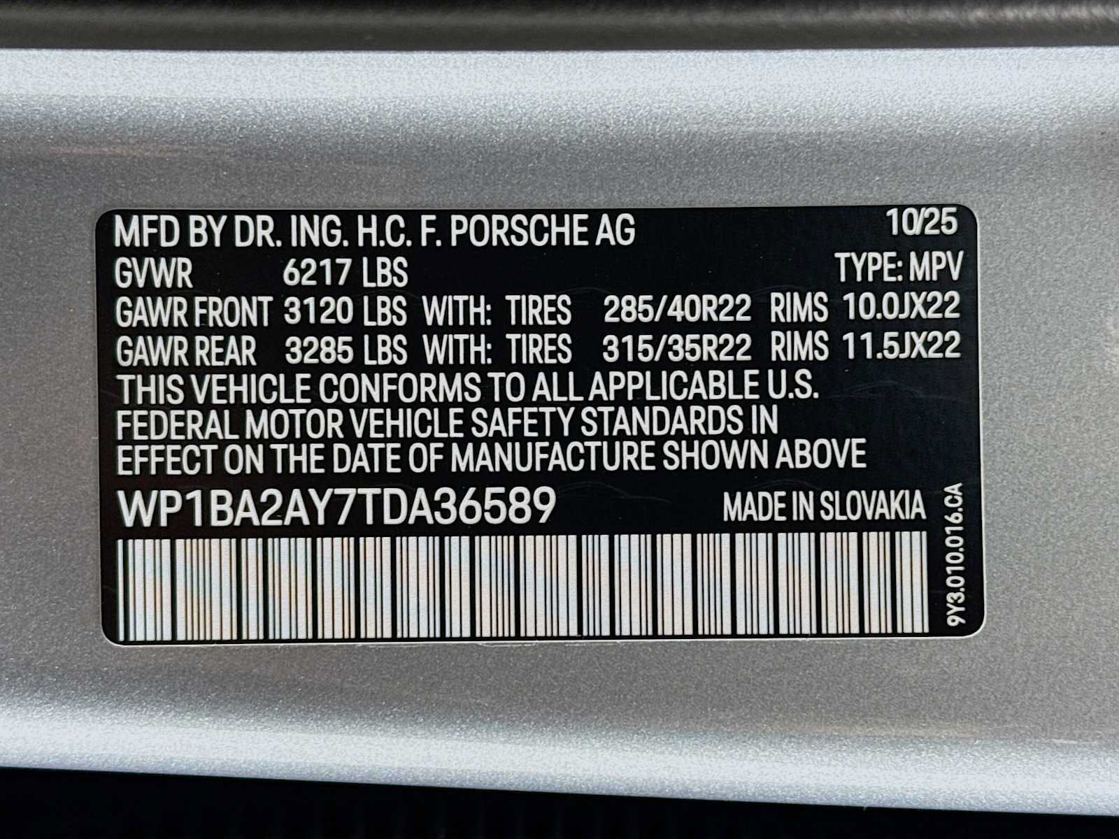 New 2026 Porsche Cayenne Coupe AWD/4WD image 34