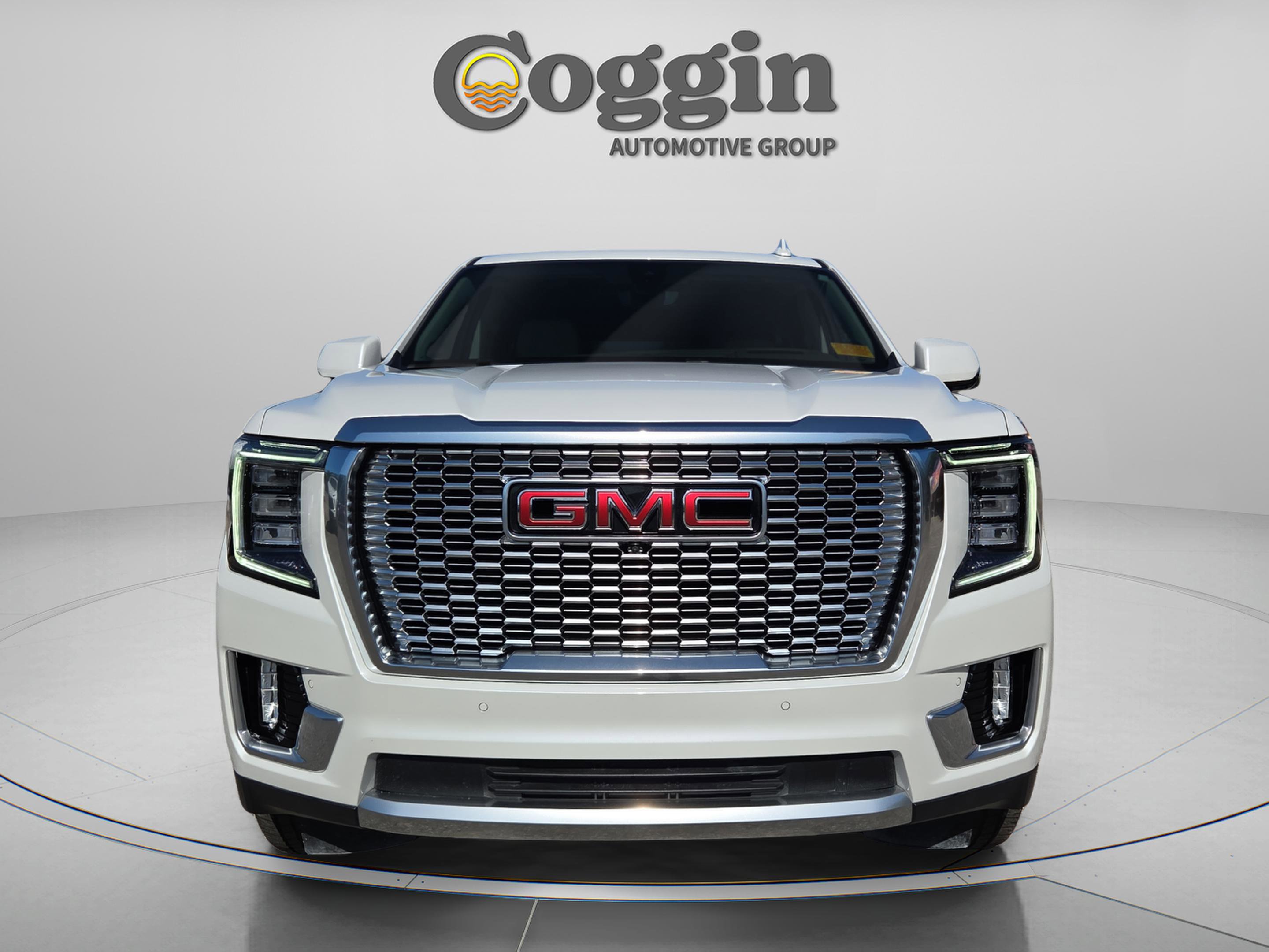 Used 2021 GMC Yukon Denali w/ Denali Premium Package RWD image 8
