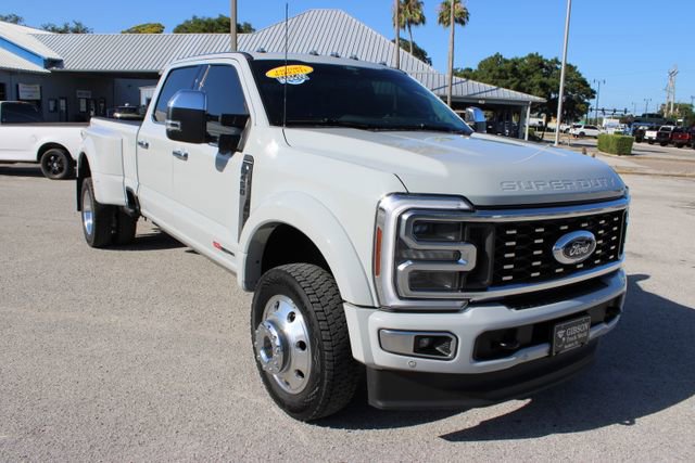 Used 2025 Ford F450 Platinum w/ Platinum Plus Package AWD/4WD image 16