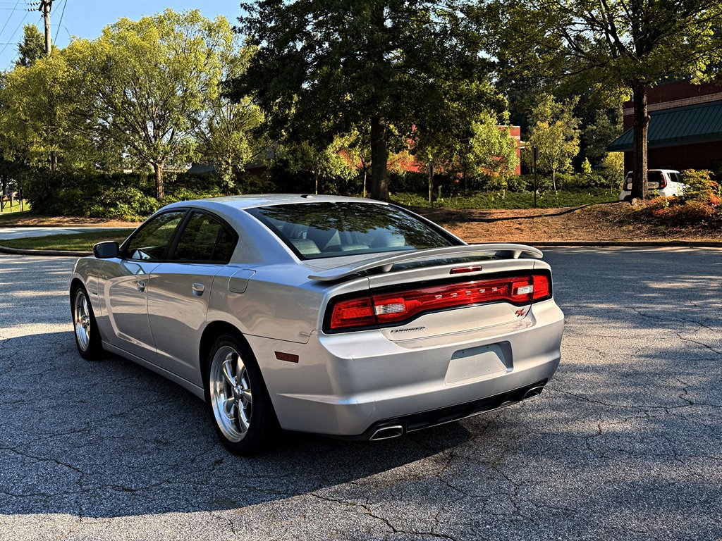 Used 2012 Dodge Charger R/T RWD image 7