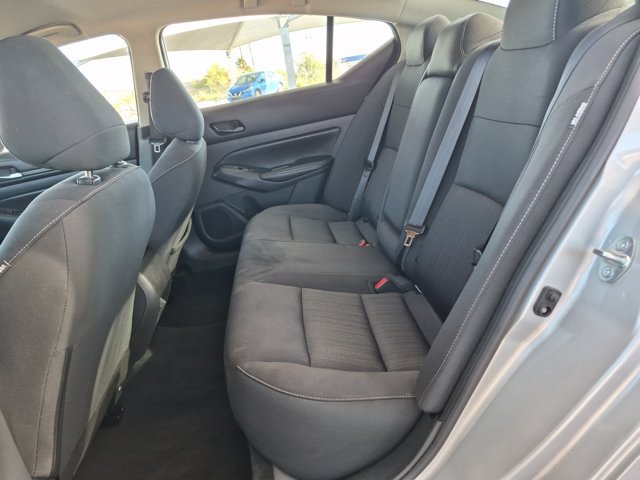 Used 2025 Nissan Altima 2.5 SV FWD image 18