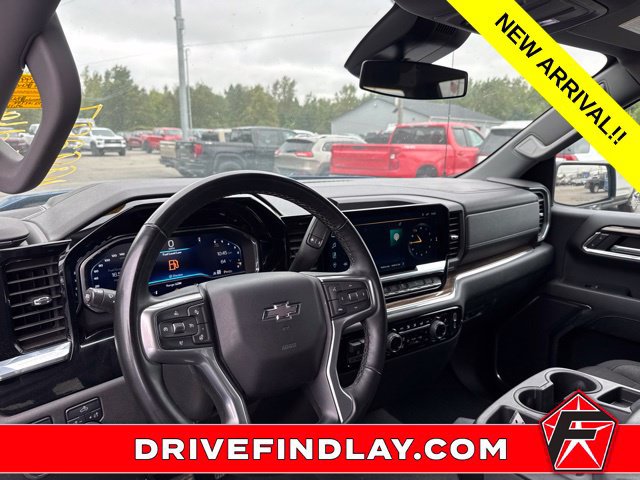 Used 2024 Chevrolet Silverado 1500 RST w/ Z71 Off-Road Package AWD/4WD image 3