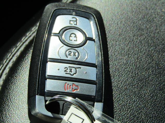 Used 2024 Ford Explorer XLT w/ Equipment Group 202A AWD/4WD image 28