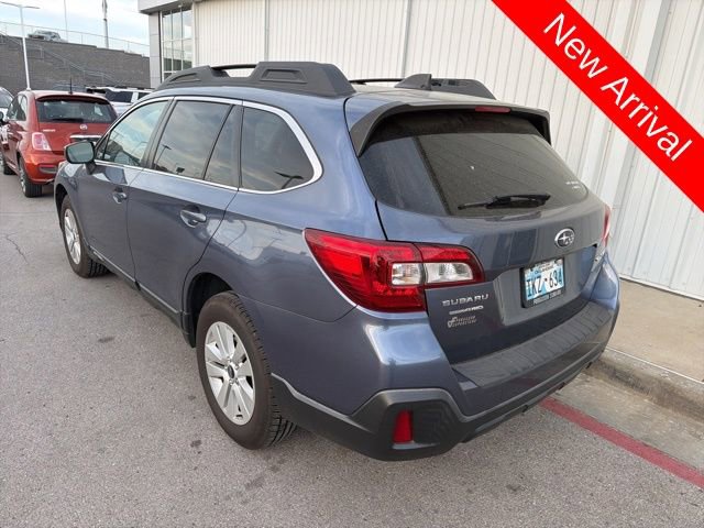Used 2018 Subaru Outback 2.5i Premium image 7