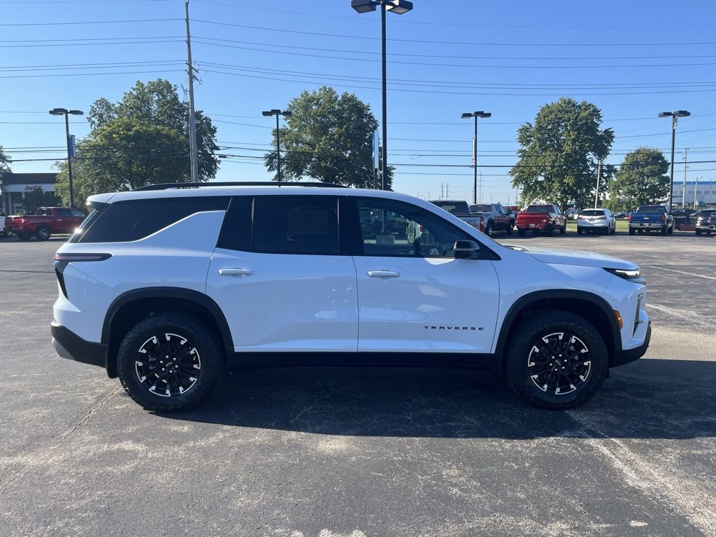 New 2026 Chevrolet Traverse Z71 w/ Driver Confidence Package image 8