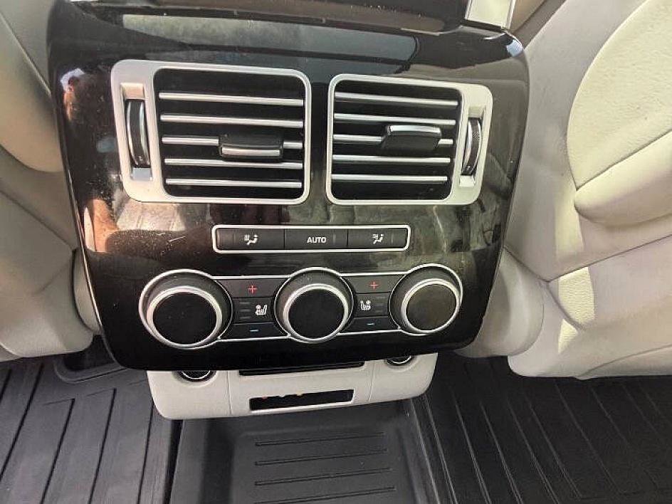 Used 2016 Land Rover Range Rover Supercharged image 20