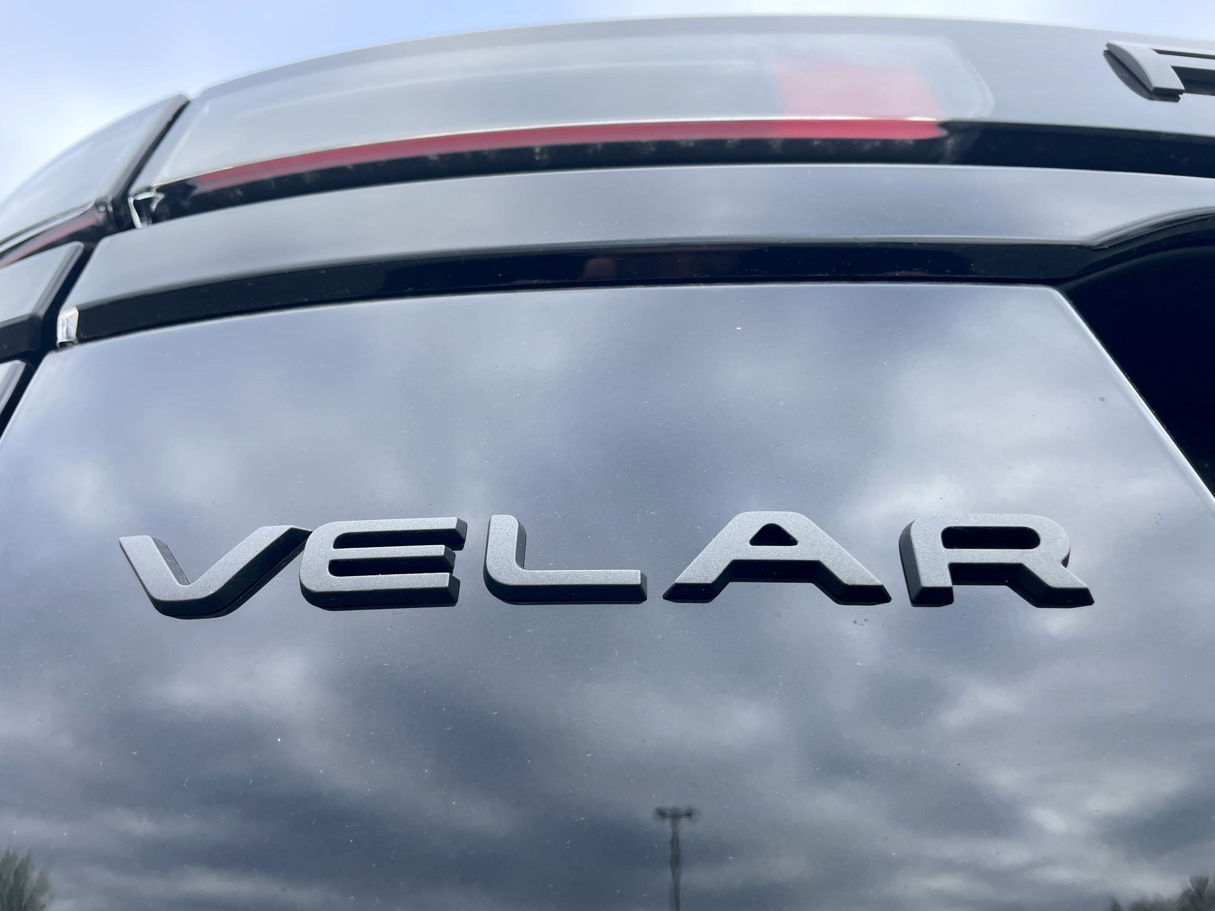 New 2026 Land Rover Range Rover Velar Dynamic SE image 33
