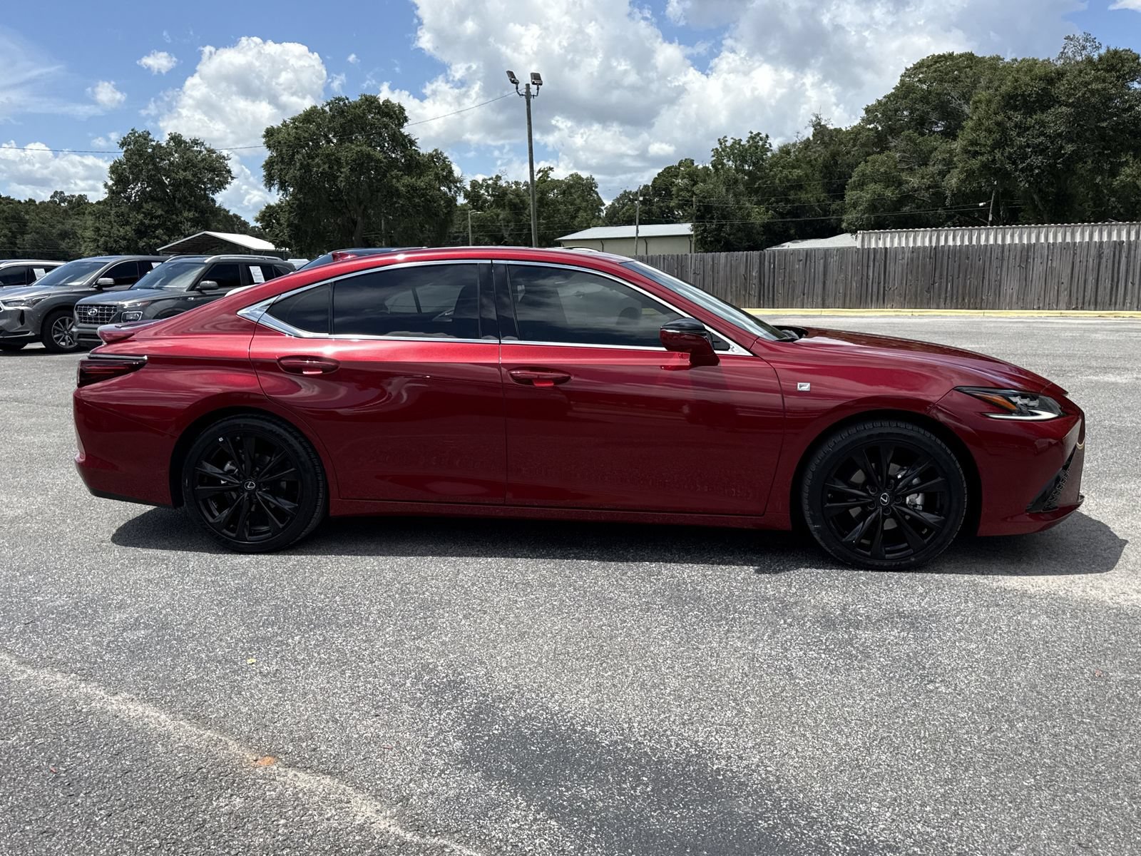 Used 2024 Lexus ES 350 F Sport w/ Accessory Package (Z2) FWD image 6