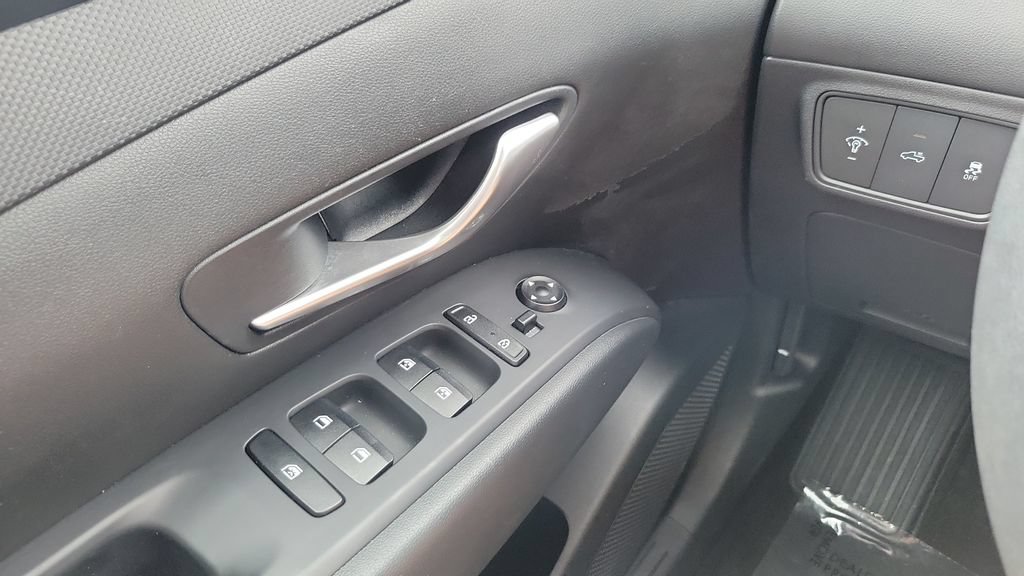 Certified 2024 Hyundai Santa Cruz SEL FWD image 19