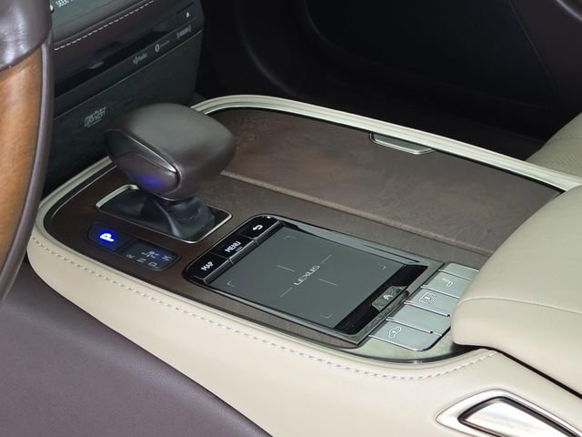 Certified 2020 Lexus LS 500 w/ Interior Upgrade Package RWD image 22
