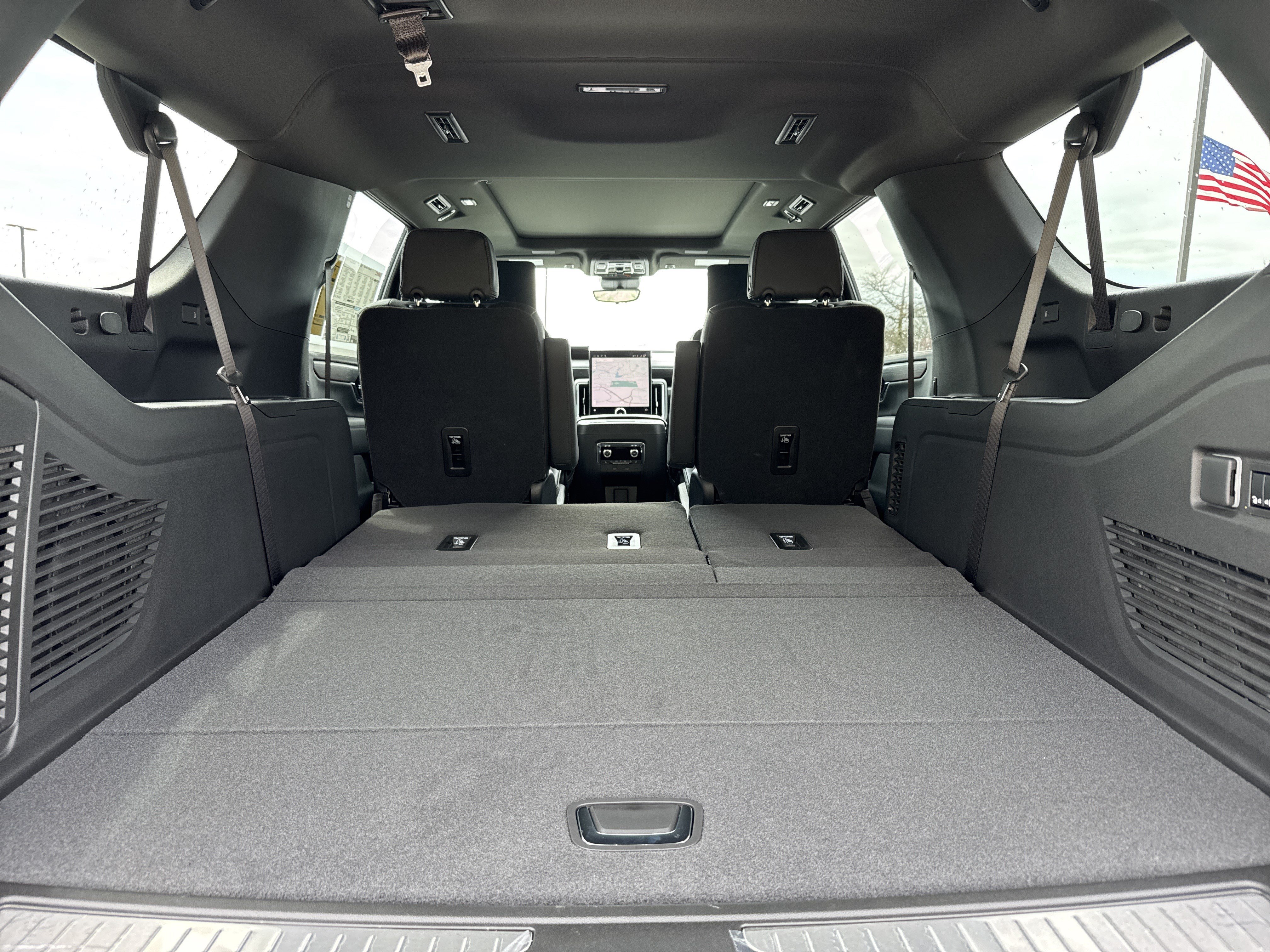 New 2026 GMC Yukon XL Denali w/ Denali Reserve Package AWD/4WD image 30