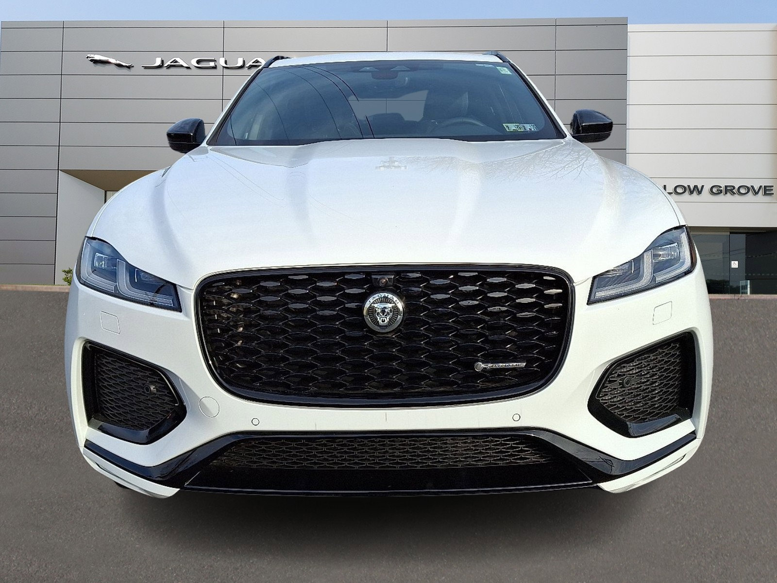 New 2025 Jaguar F-PACE R-Dynamic S image 8
