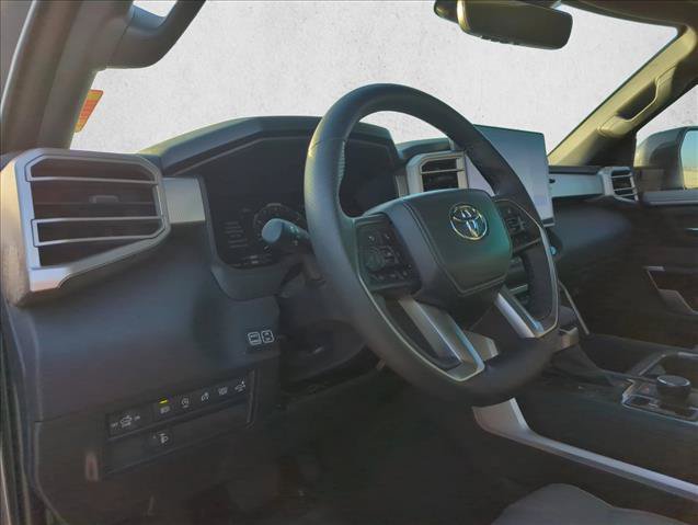Used 2026 Toyota Tundra Limited AWD/4WD image 12