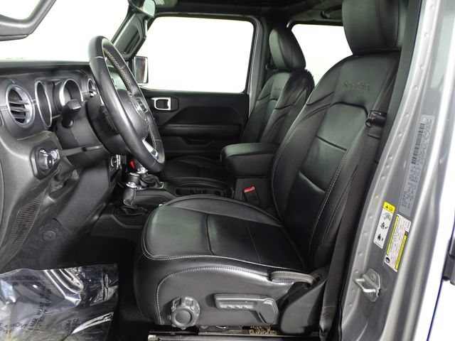 Used 2018 Jeep Wrangler Unlimited Sahara w/ Safety Group AWD/4WD image 9