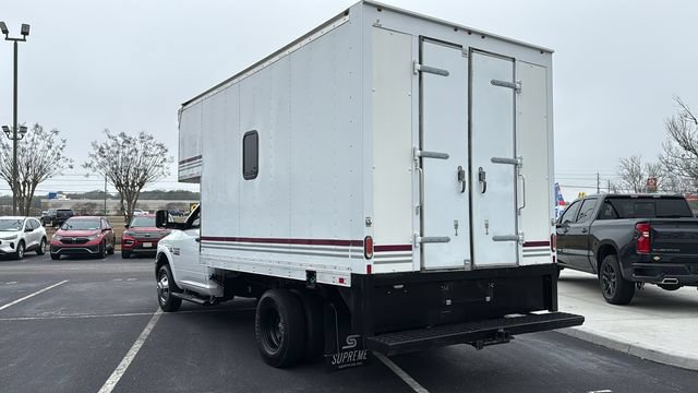Used 2018 RAM 3500 Tradesman w/ Chrome Appearance Group RWD image 6