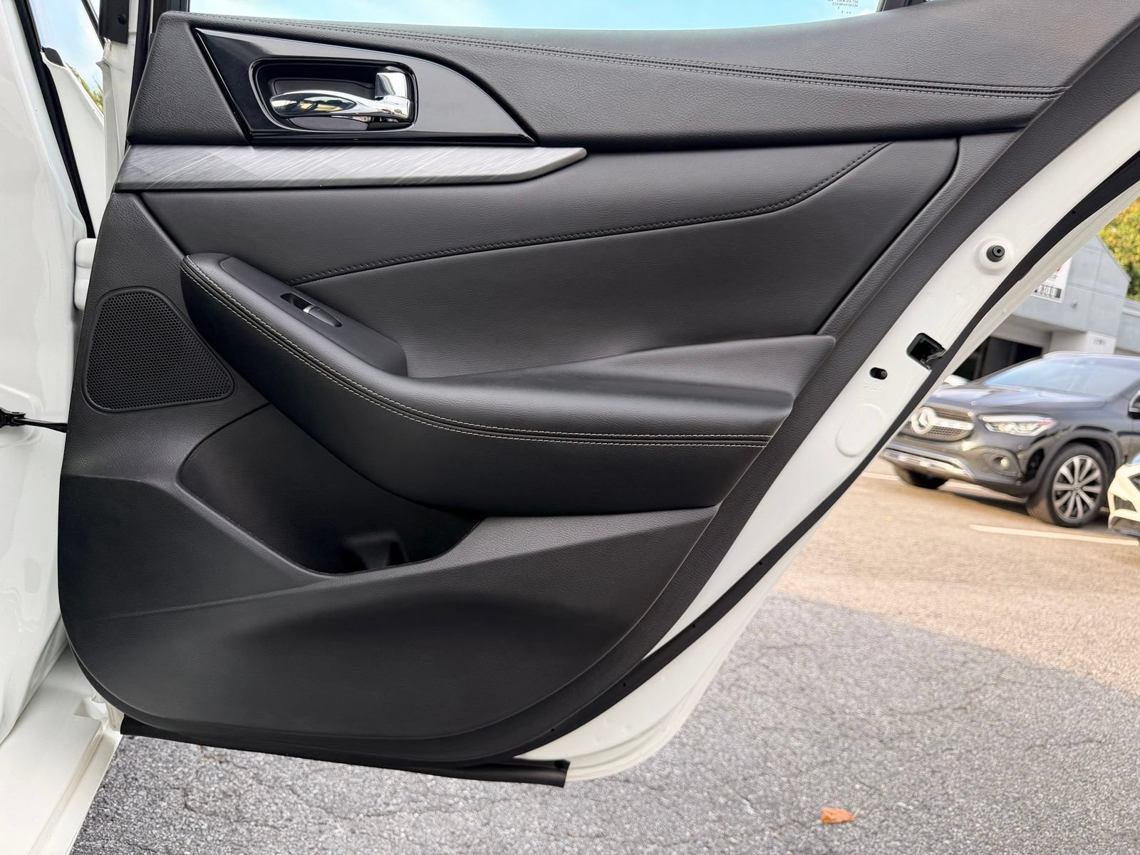 Used 2017 Nissan Maxima 3.5 SL FWD image 30