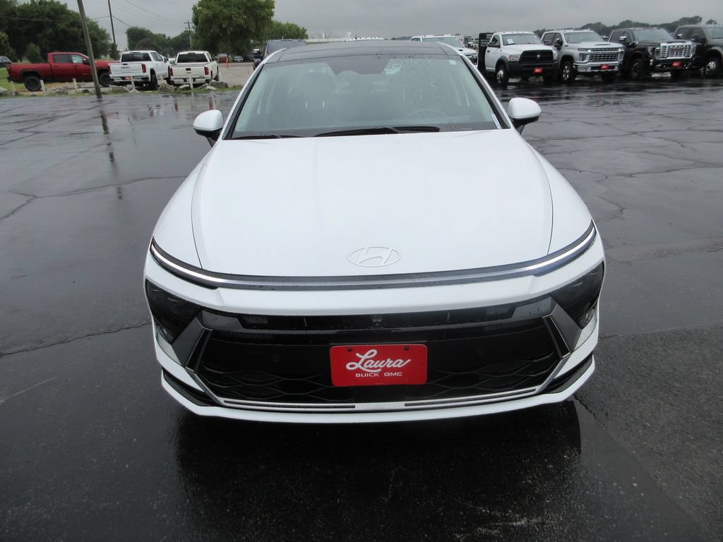 Used 2024 Hyundai Sonata Limited FWD image 11