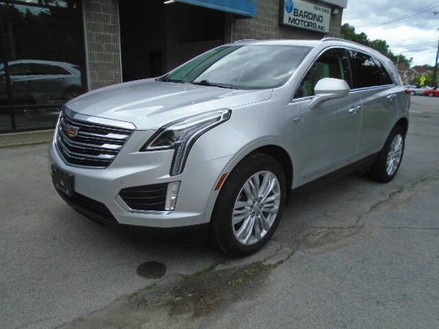 Used 2017 Cadillac XT5 Premium Luxury AWD/4WD image 2