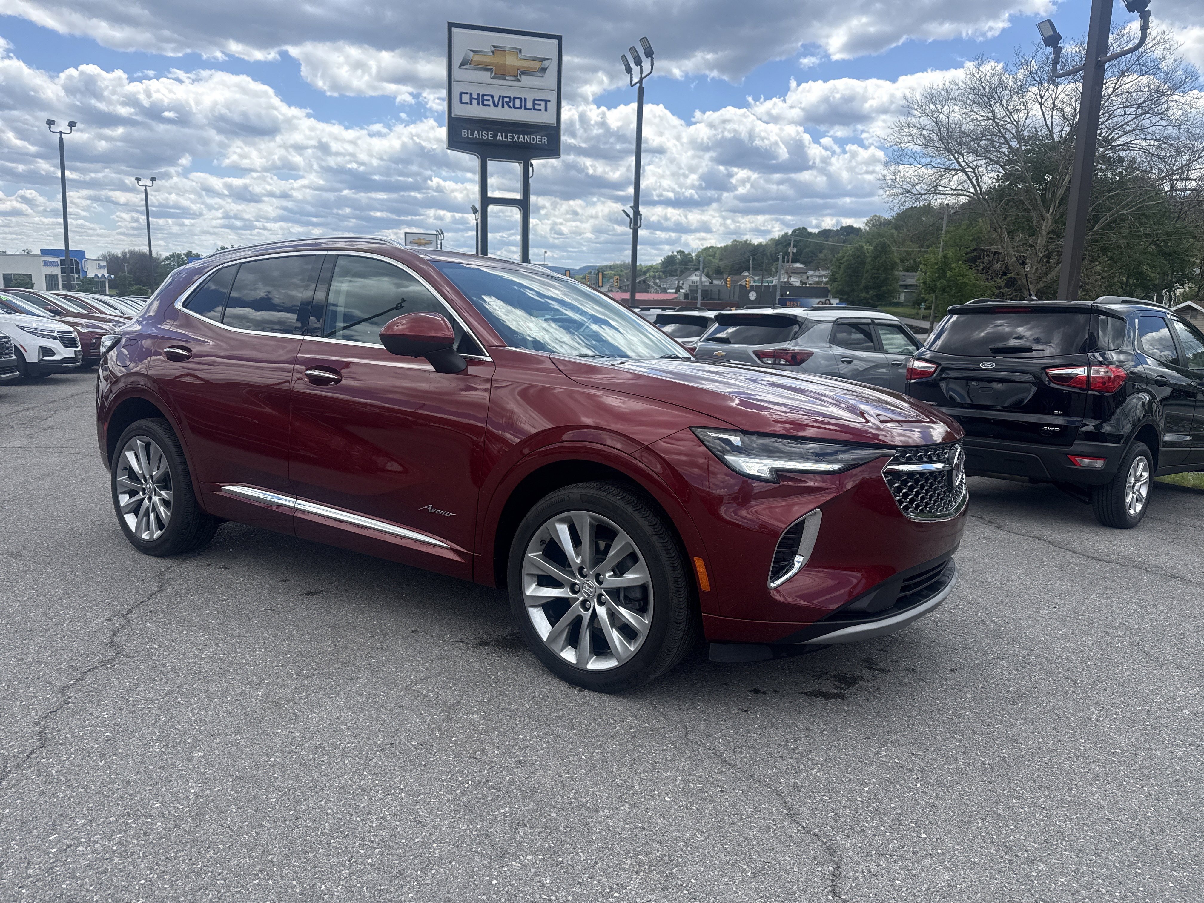 Used 2023 Buick Envision Avenir AWD/4WD image 17